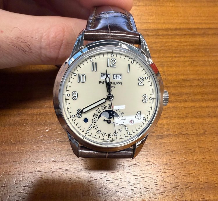 Patek Philippe Perpetual Calendar 5320g