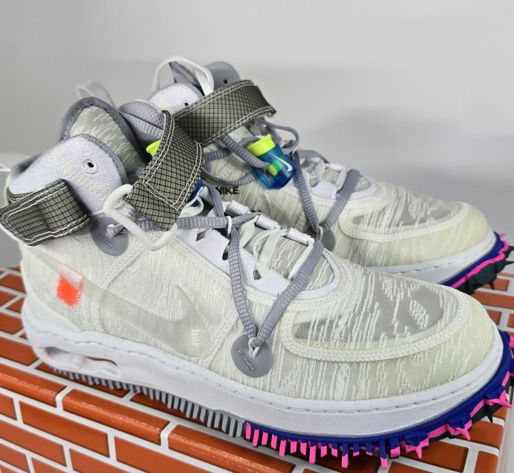 2022 Off-white Air Force 1 Mid White