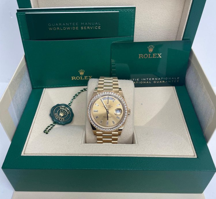 Rolex Day-date 40 Yellow Gold Day-date 40 Watch-yellow Gold Bezel-champagne Baguette Diamond Dial 228348rbr