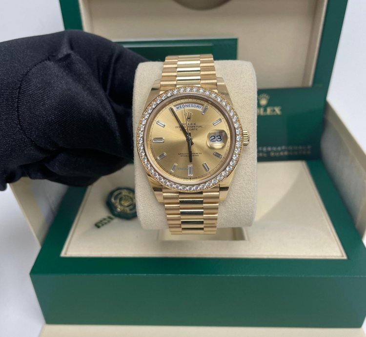 Rolex Day-date 40 Yellow Gold Day-date 40 Watch-yellow Gold Bezel-champagne Baguette Diamond Dial 228348rbr