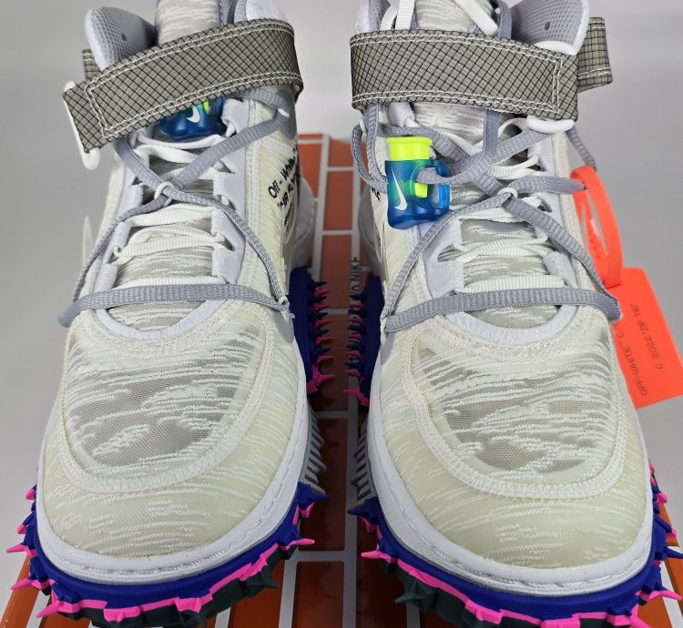 2022 Off-white Air Force 1 Mid White