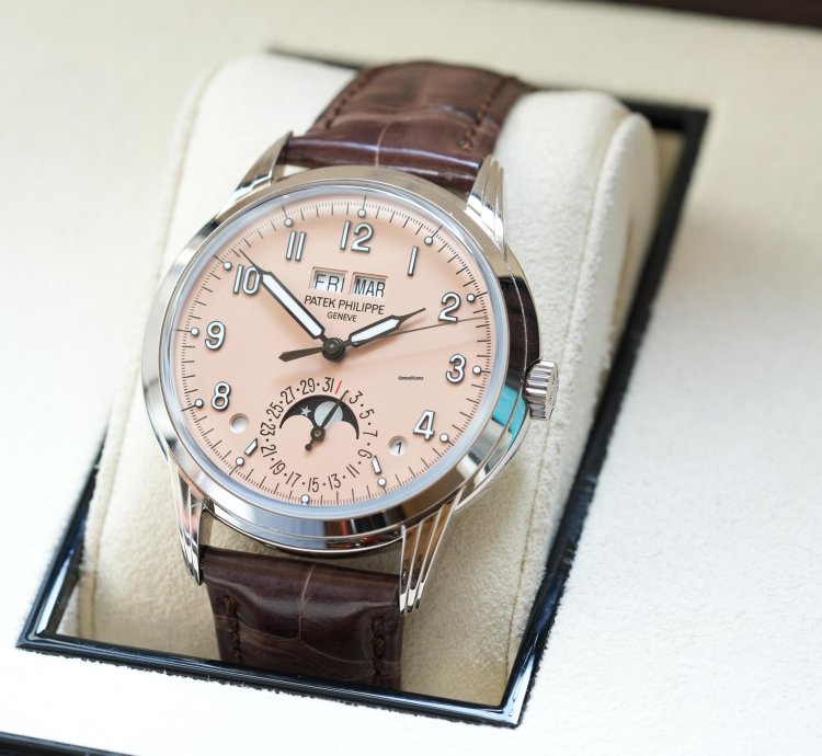Patek Philippe Perpetual Calendar 5320g - 011 Salmon Grand Complications Sehr Gut 2023 Full Set