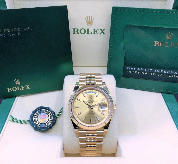 Rolex Day-date 40 Yellow Gold Day-date 40mm Champagne Stick Dial 228238 2023