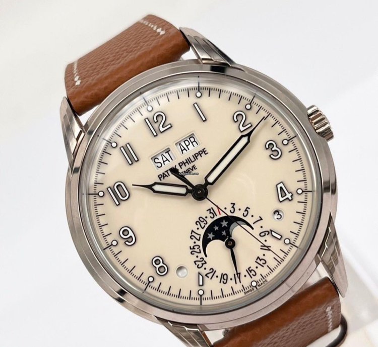 Patek Philippe Perpetual Calendar 5320g-001