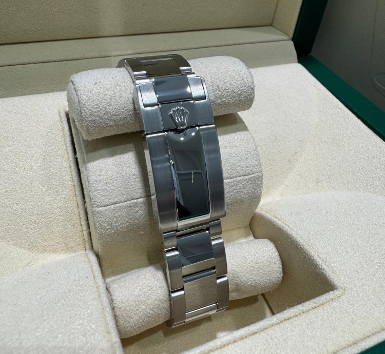 Rolex Daytona Ref 116500ln 2020 Black Dial 40mm Box Papers Unworn