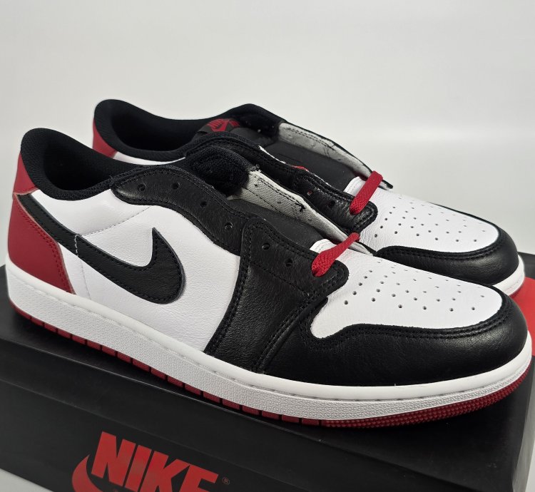 2023 Air Jordan 1 Retro Low Og Black Toe