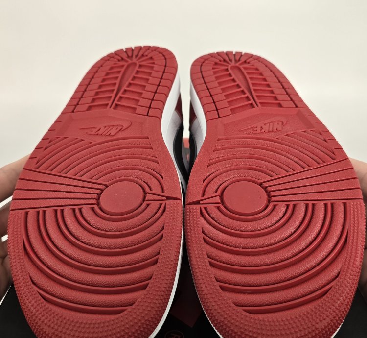 2023 Air Jordan 1 Retro Low Og Black Toe