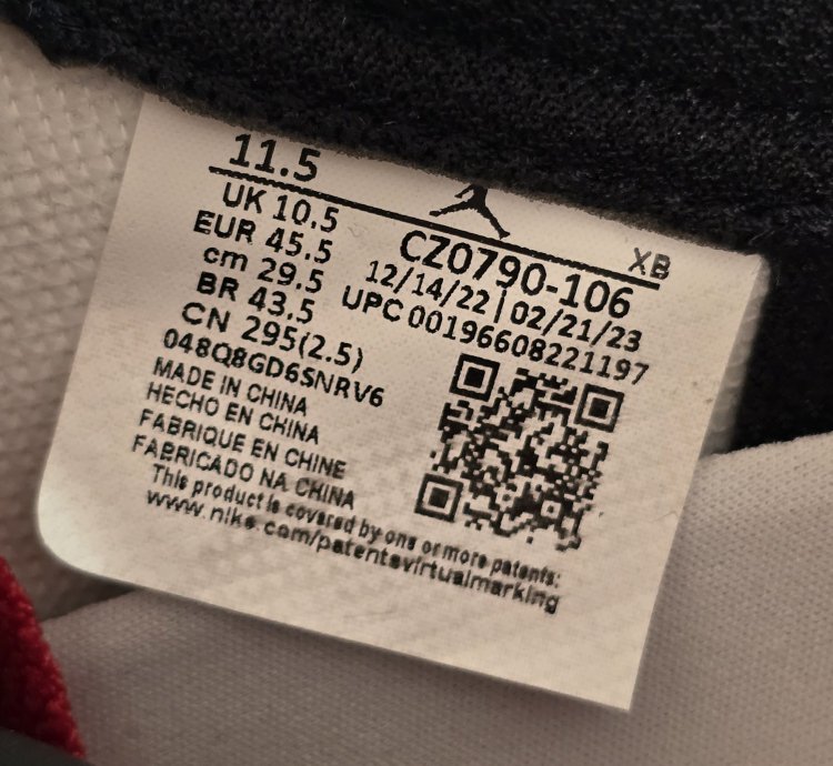 2023 Air Jordan 1 Retro Low Og Black Toe