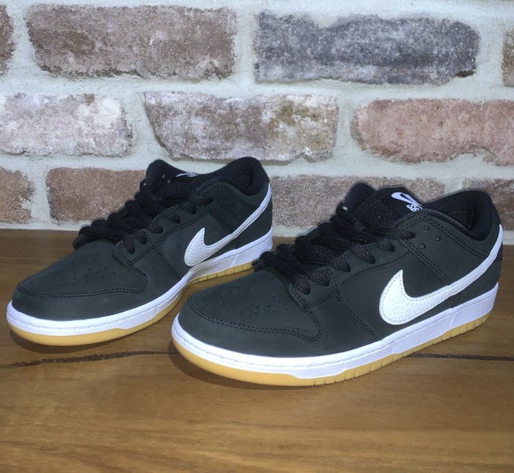 Nike Sb Dunk Low Black Gum
