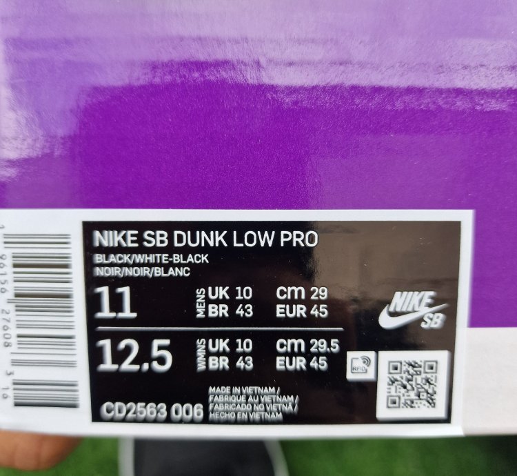 Nike Sb Dunk Low Black Gum Uk 10 Us 11