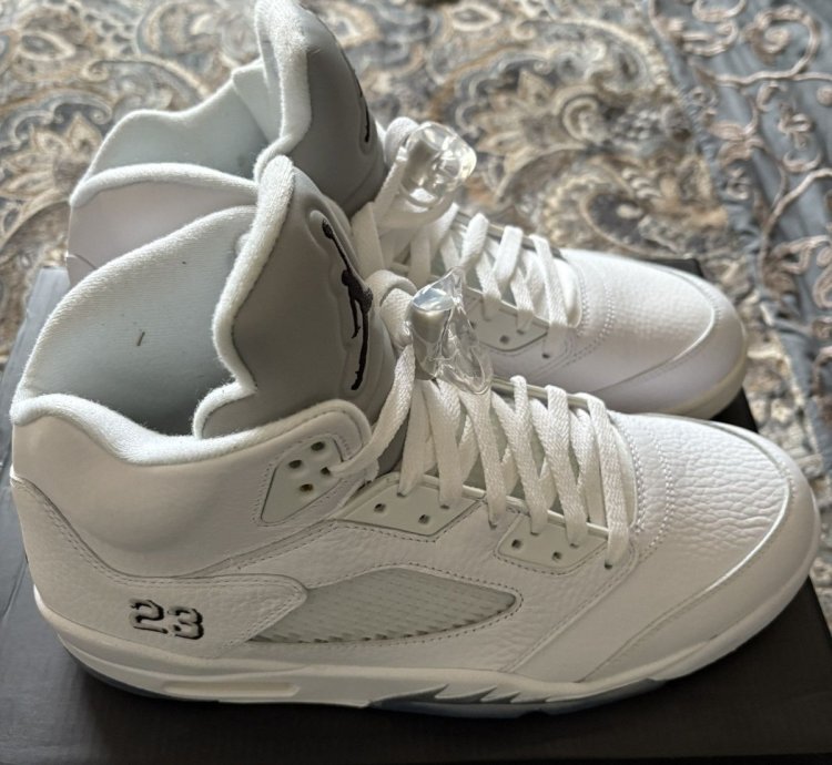 Jordan 5 Retro Metallic White 2015