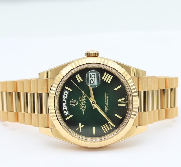 Rolex Day-date 40 Yellow Gold Green Ombre Dial
