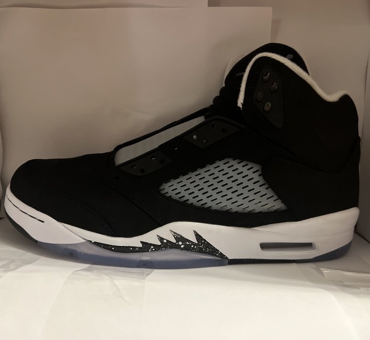 Jordan 5 Retro Mid Oreo Wore Twice Cleaned Recently