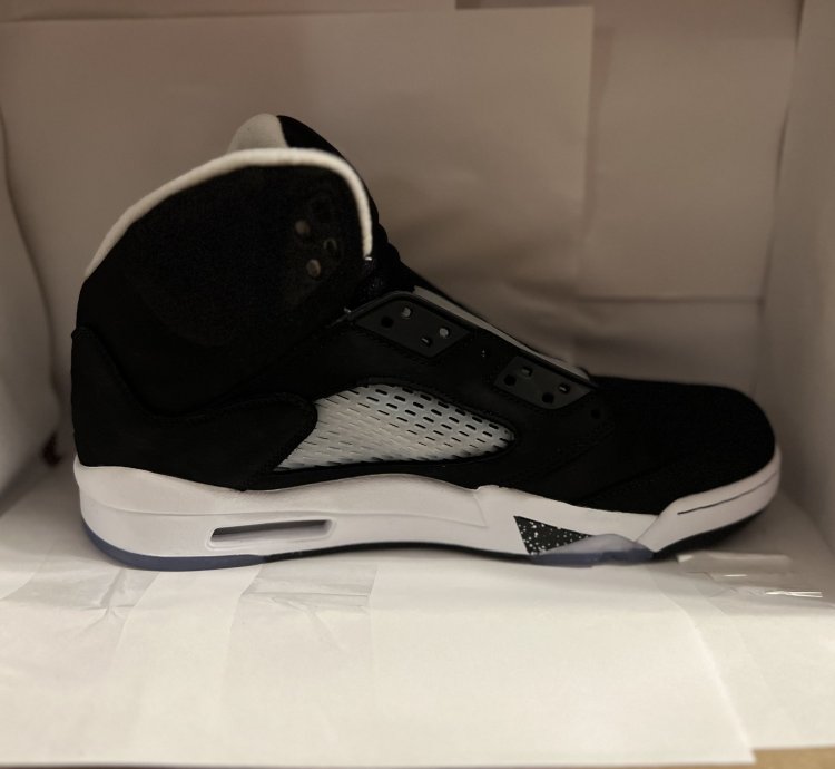 Jordan 5 Retro Mid Oreo Wore Twice Cleaned Recently