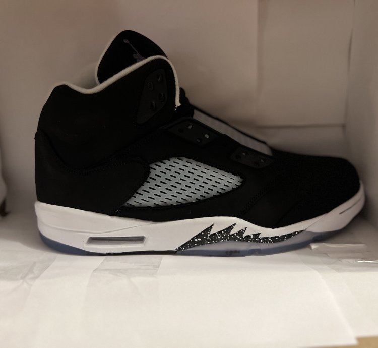 Jordan 5 Retro Mid Oreo Wore Twice Cleaned Recently