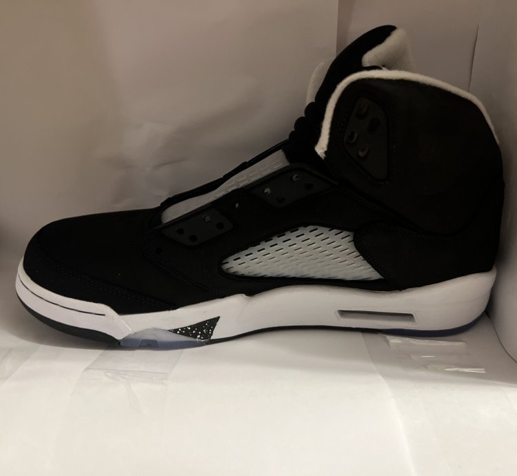 Jordan 5 Retro Mid Oreo Wore Twice Cleaned Recently
