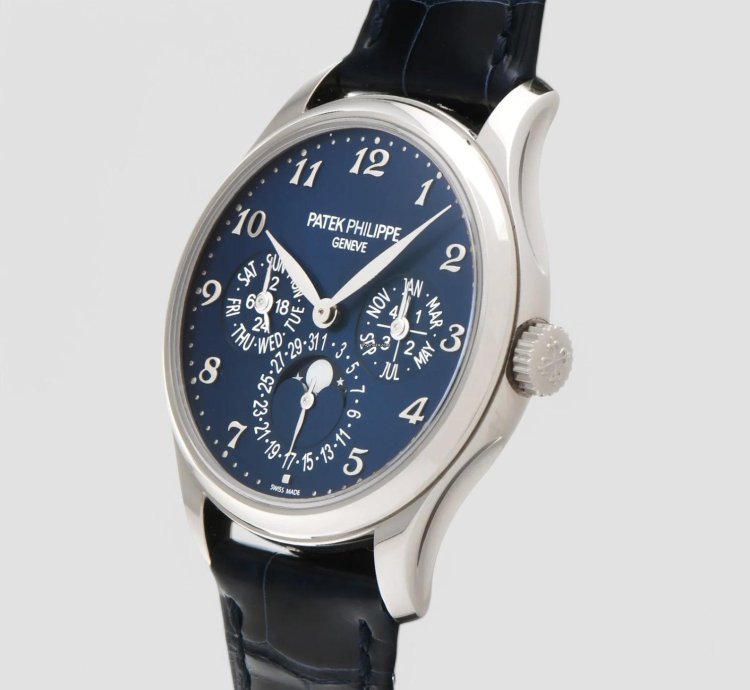 Patek Philippe Perpetual Calendar 5327g 18k White Gold Blue Dial