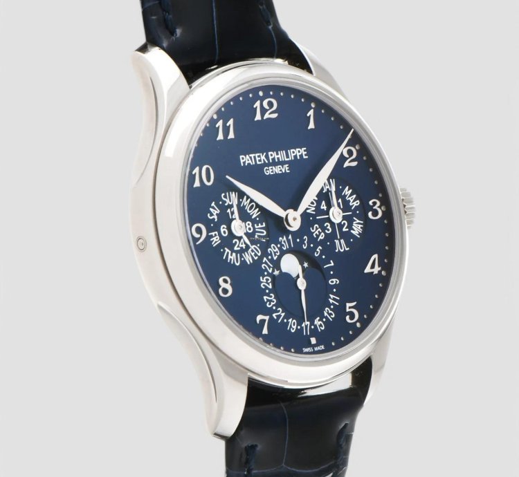 Patek Philippe Perpetual Calendar 5327g 18k White Gold Blue Dial