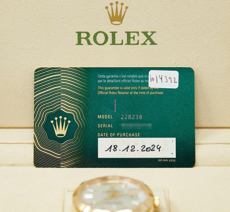 Rolex Day-date 40 Yellow Gold Mop Diamond Dial On Presidential Complete Set Unworn 2024