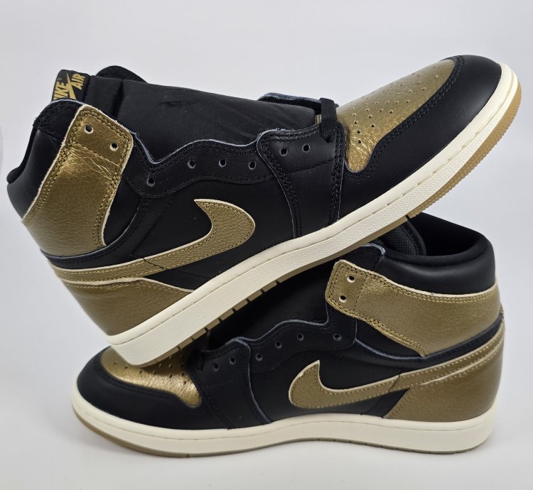 2024 Air Jordan 1 Retro High Og Black Gold