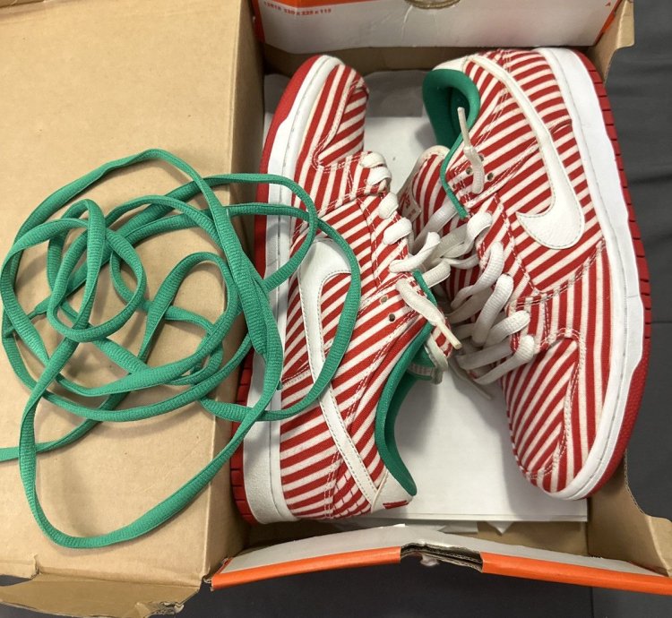 Nike Sb Dunk Low Candy Cane