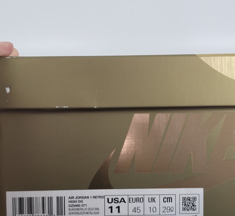 2024 Air Jordan 1 Retro High Og Black Gold