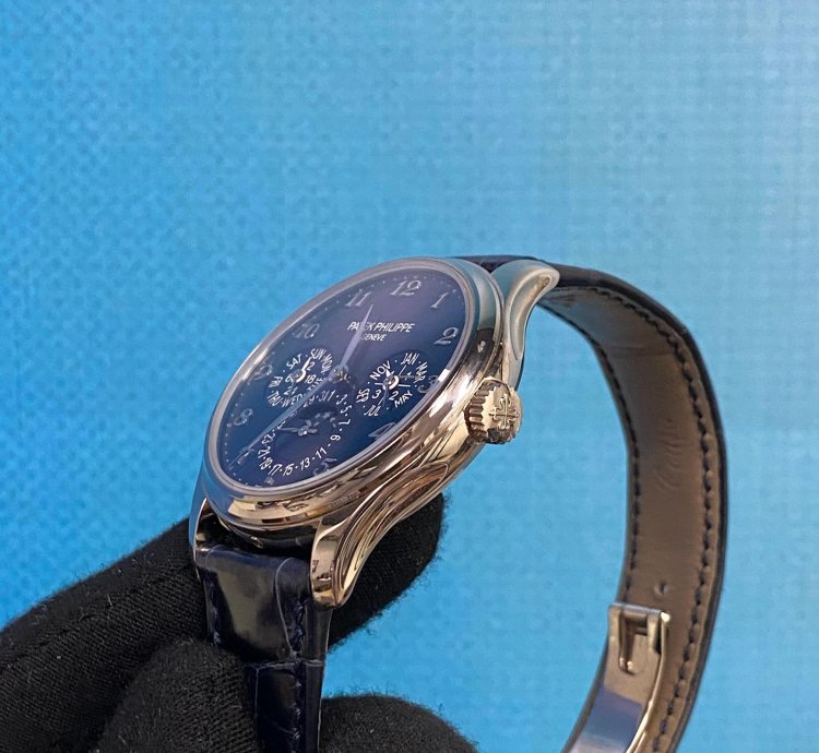 Patek Philippe Perpetual Calendar 5327g-001 Blue Perpetual Calendar