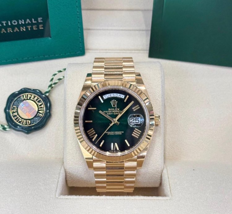 Rolex Day-date 40 Yellow Gold Ombre Green Roman Dial 2025