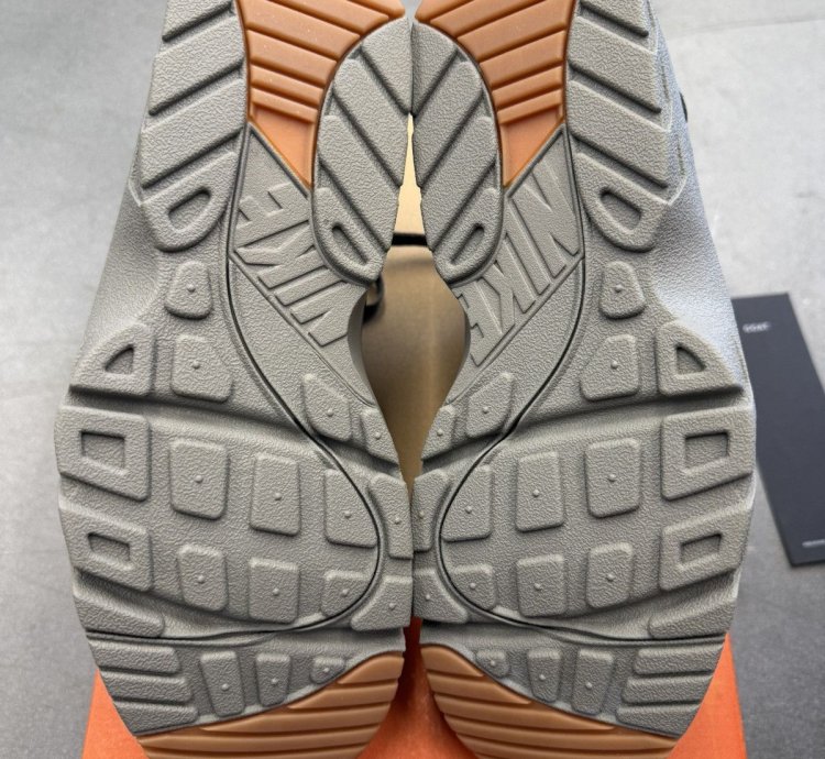 2024 Nike Air Trainer Huarache Corteiz Gully Grey