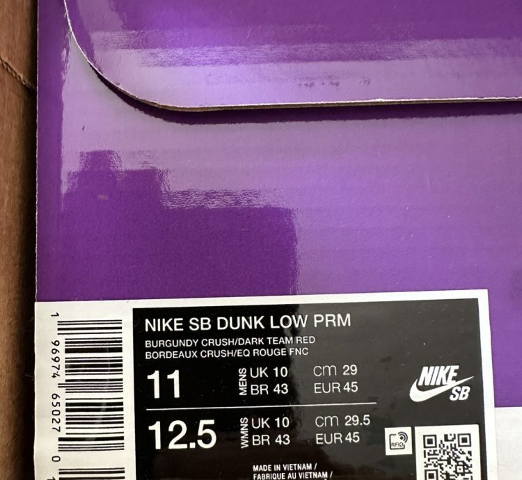 Nike Sb Dunk Low City Of Love Burgundy Crush