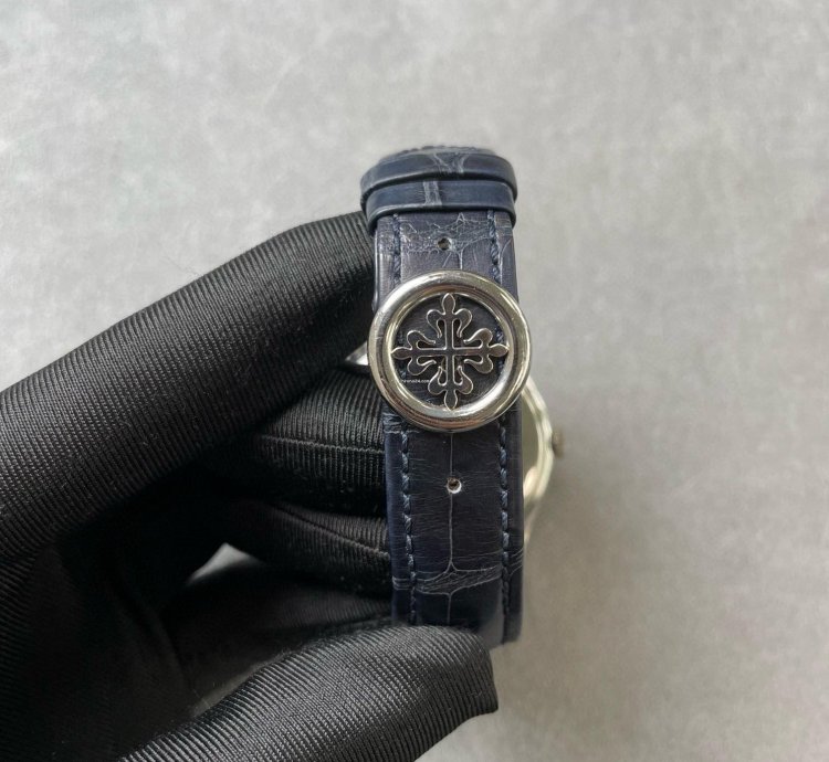 Patek Philippe Perpetual Calendar 5496p