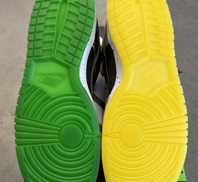 2024 Nike Dunk Low What The Duck Away University Of Oregon