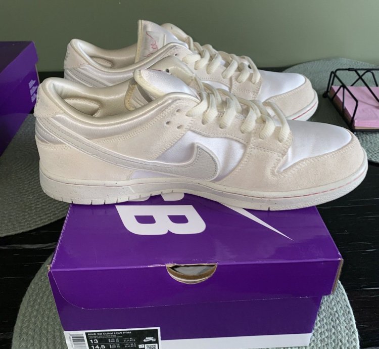 Nike Sb Dunk Low City Of Love Light Bone