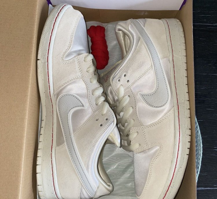 Nike Sb Dunk Low City Of Love Light Bone