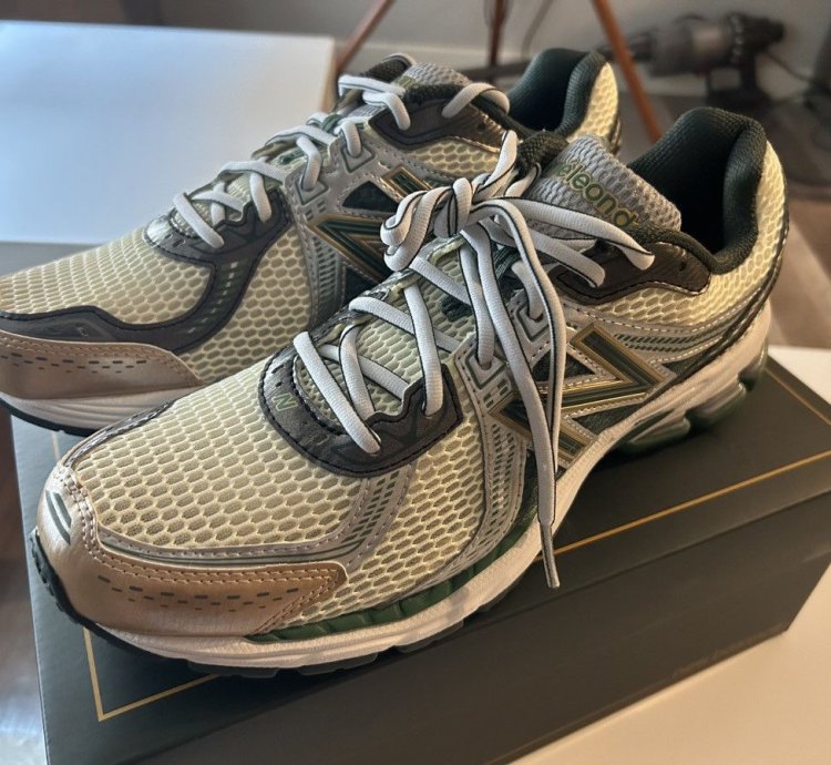 Aime Leon Dore New Balance 860 V2 Size 11 Green