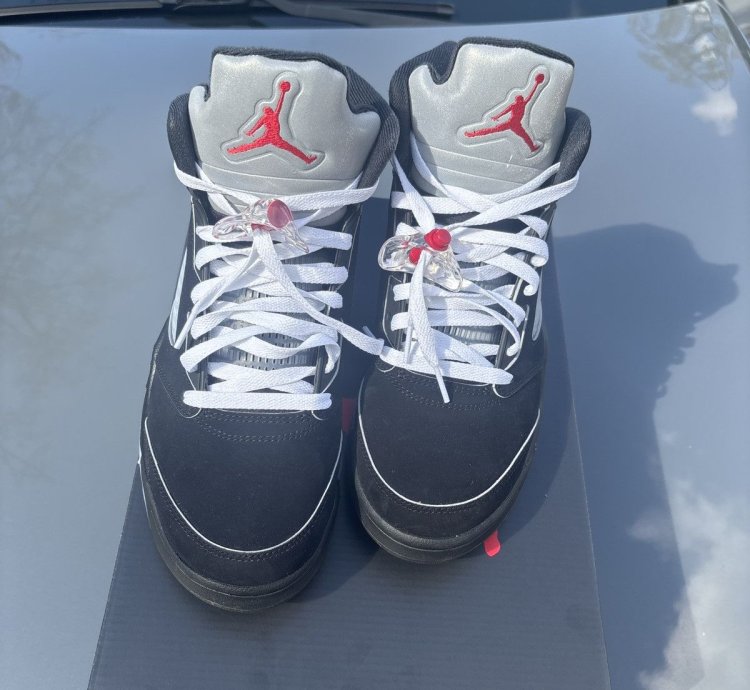 Jordan 5 Retro Og Black Metallic Reimagined