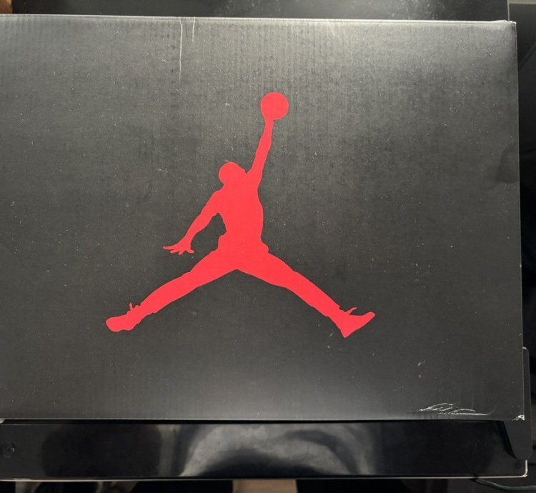 Jordan 5 Retro Og Black Metallic Reimagined