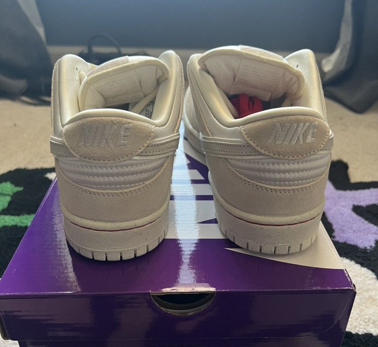 Nike Sb Dunk Low City Of Love Sz10