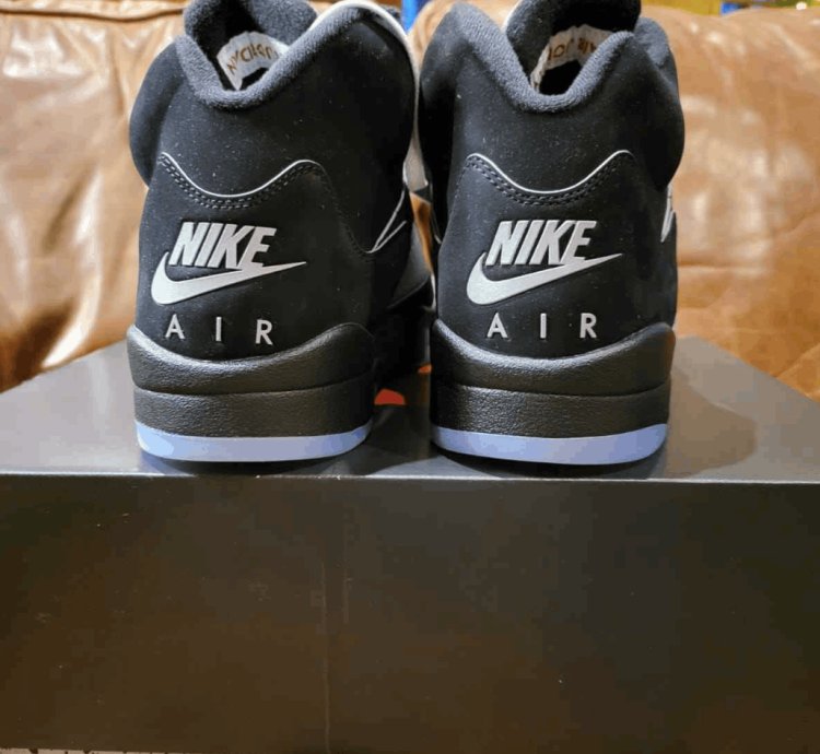 Jordan 5 Retro Og Black Metallic Reimagined 2025 New Size 13
