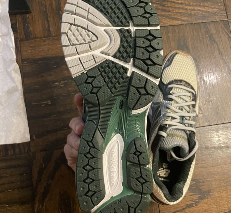 Aime Leon Dore New Balance 860v2 green