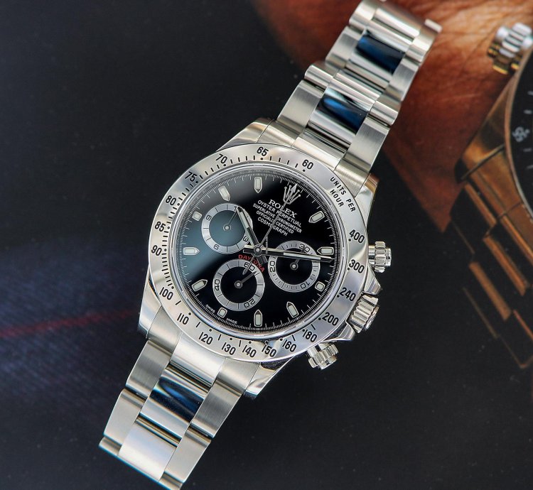 Rolex Daytona Ref 116520 Chromalight Black Dial Full Set 2015