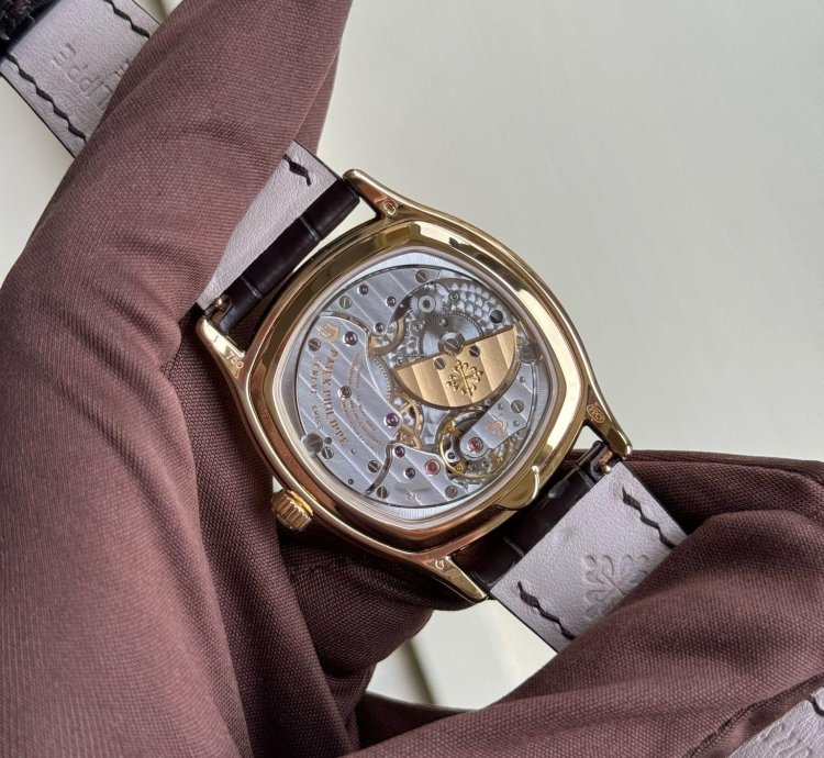 Patek Philippe Perpetual Calendar 5940j-001