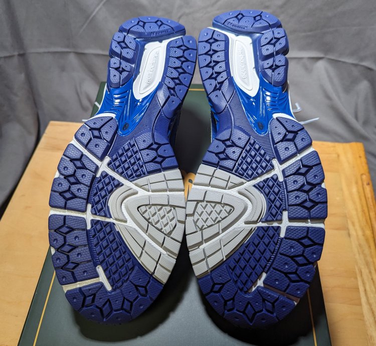 Aime Leon Dore New Balance 860v2 Blue