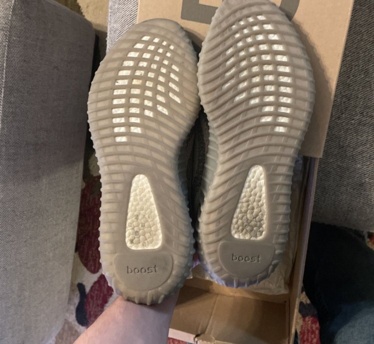 350 Beluga V2 Reflective