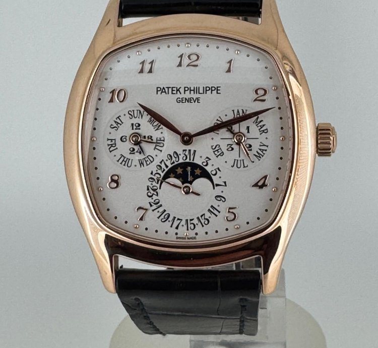 Patek Philippe Perpetual Calendar 5940r-001