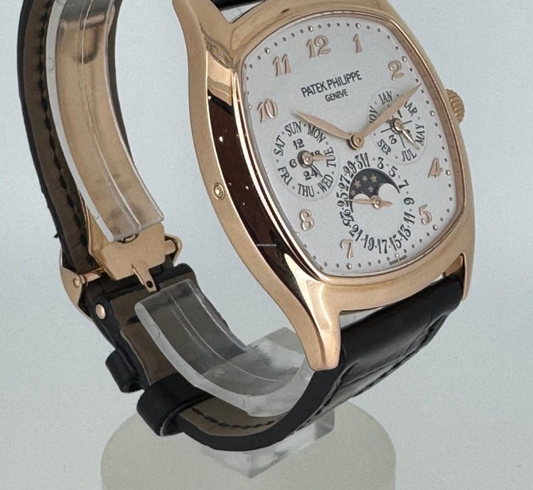 Patek Philippe Perpetual Calendar 5940r-001