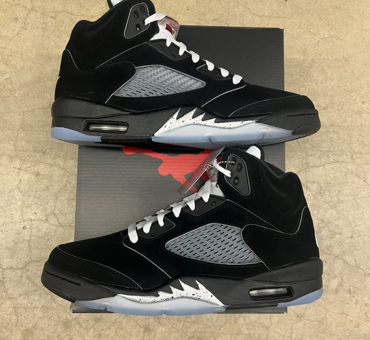 Jordan 5 Retro Og Reimagined Black Metallic Size 9 5
