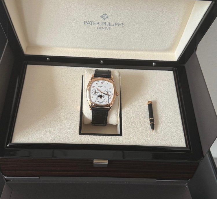 Patek Philippe Perpetual Calendar 5940r-001