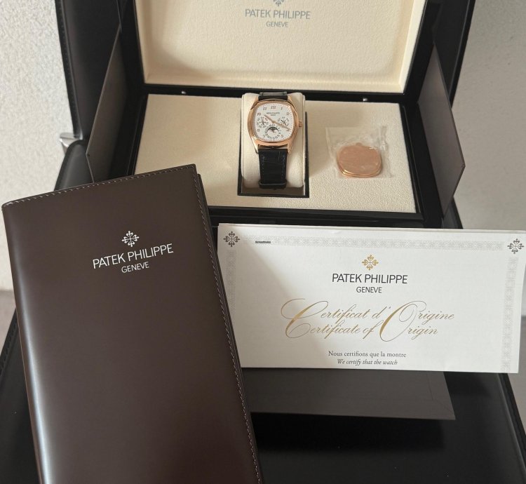 Patek Philippe Perpetual Calendar 5940r-001
