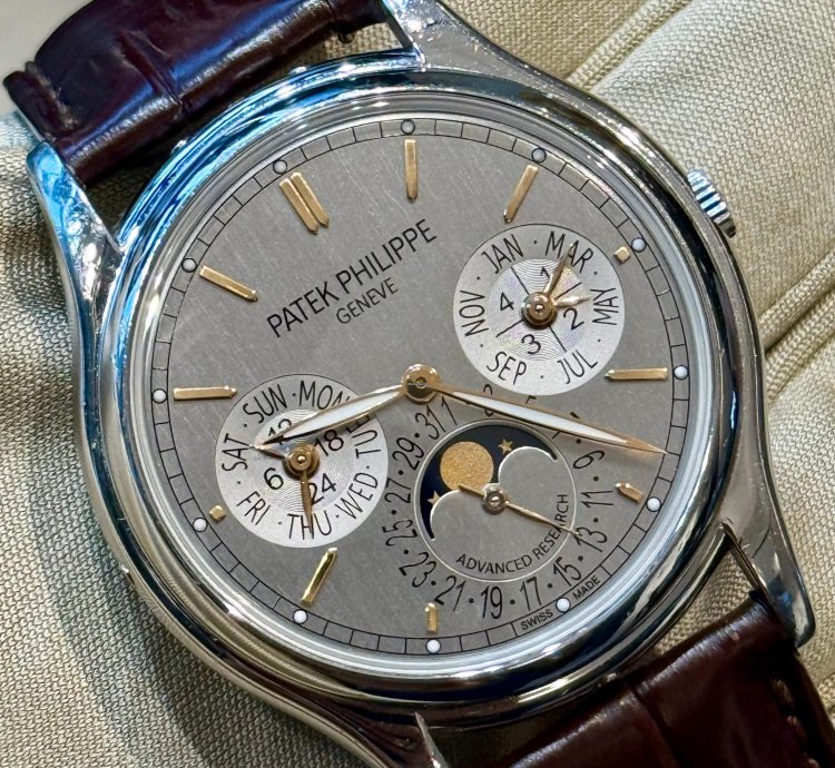 Patek Philippe Perpetual Calendar Advanced Research - Never Polished